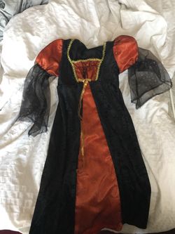 Girls witch costume size 6