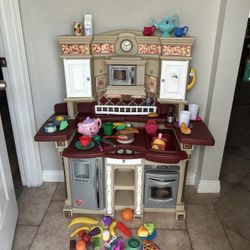 Step2 kitchen As Is $68