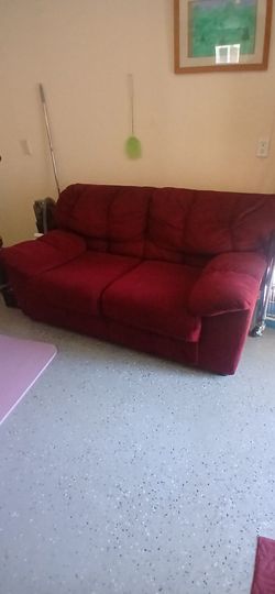 2 seater couch/ sofa