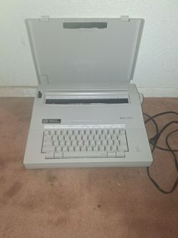 Smith Corona Mark 100 Electric Typewriter