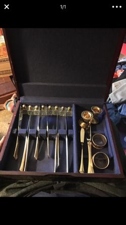 Collection $30 it was grandmas it looks like gold silver brass or bronze $30 vintage collection no room for it