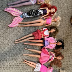 Barbie Collection With Clothes And Furniture 