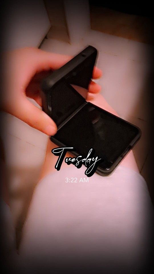 T Mobile Flip Galaxy Phone