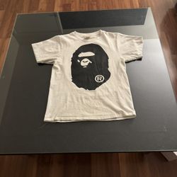 bape t 