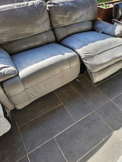 FREE SOFAS