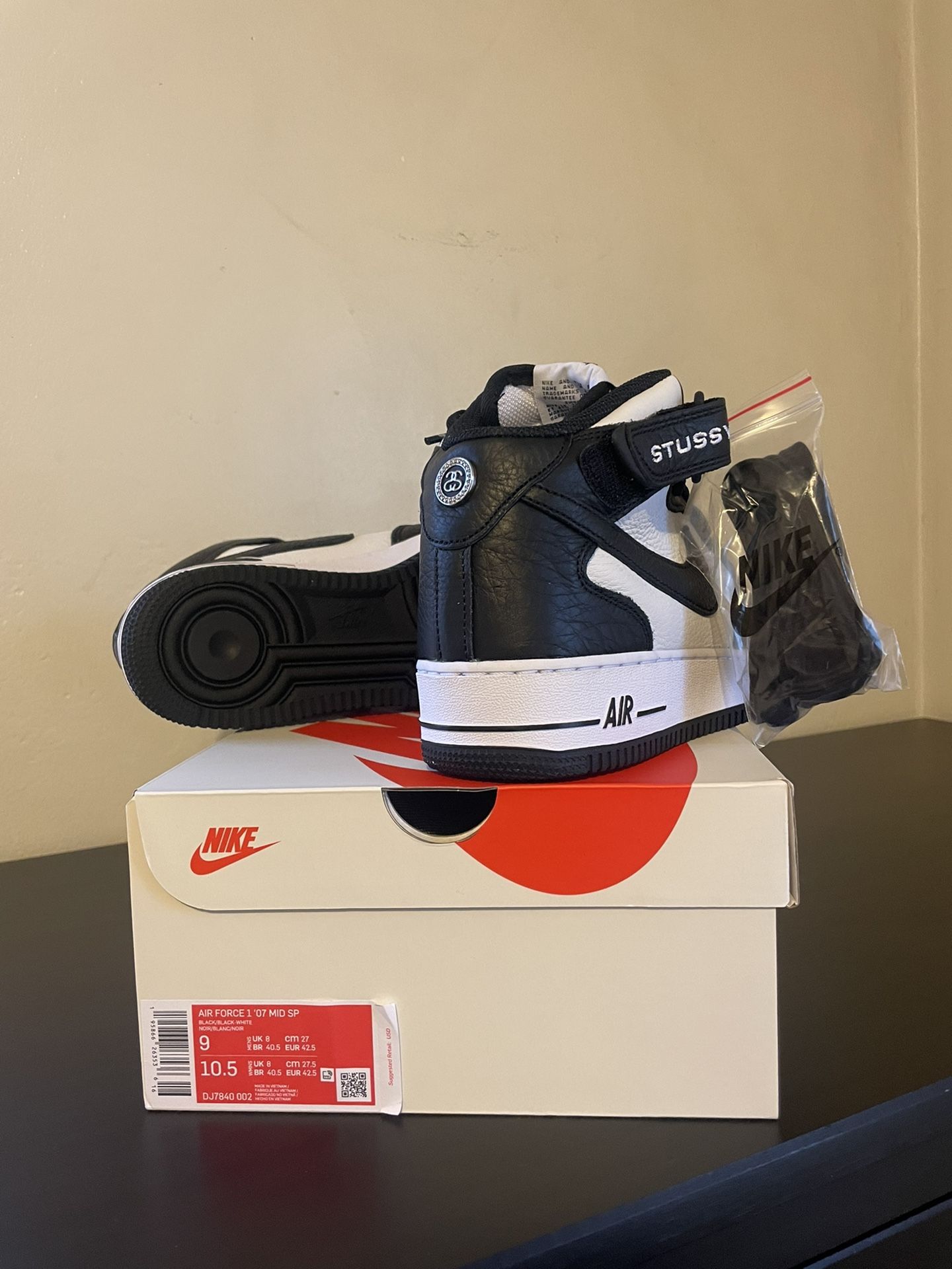 Nike x Stussy Air Force 1 ‘07 Mid