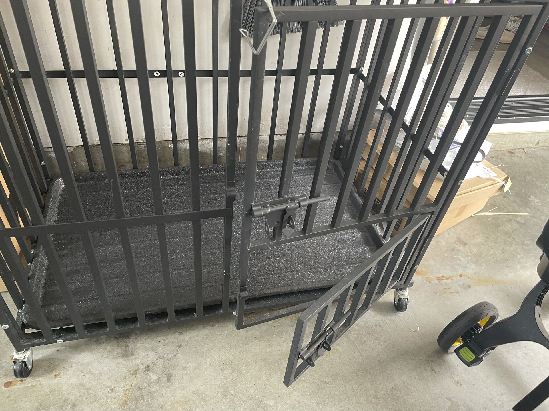 Heavy Duty Large Dog Crate