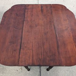 Vintage/Antique Dropleaf Table