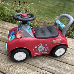 Radio Flyer Ride On Buggy 