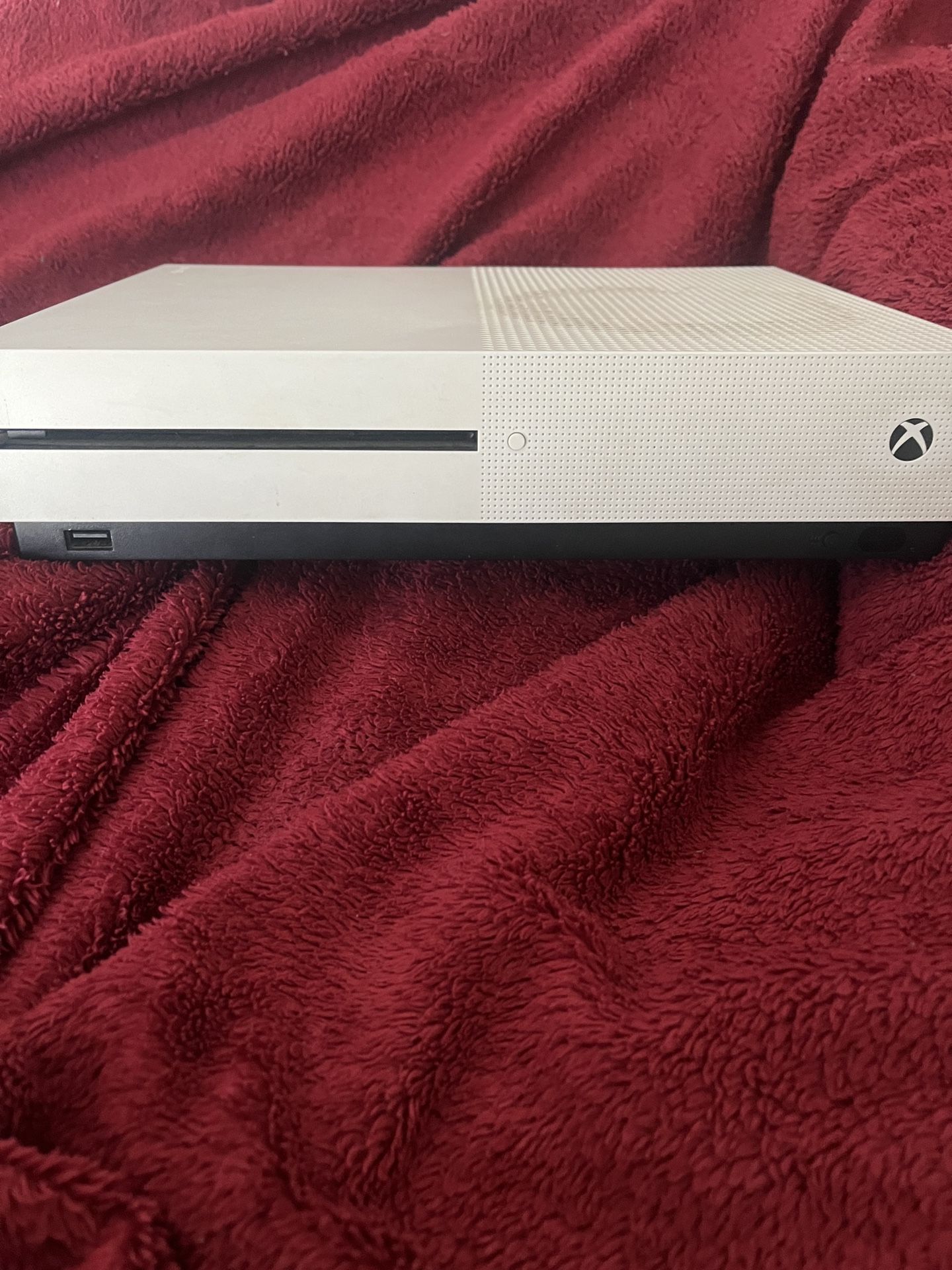 Xbox One S