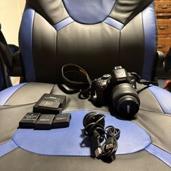 Nikon D5100 DSLR Kit – Lens + 4 Batteries + Charger