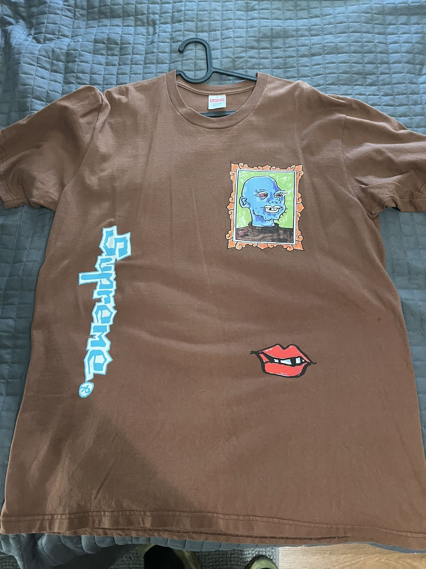 Supreme Tee 