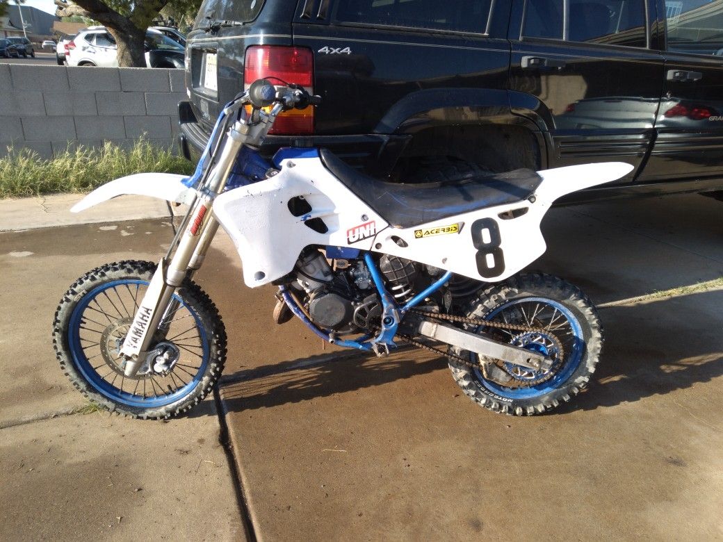 2000 Yz80