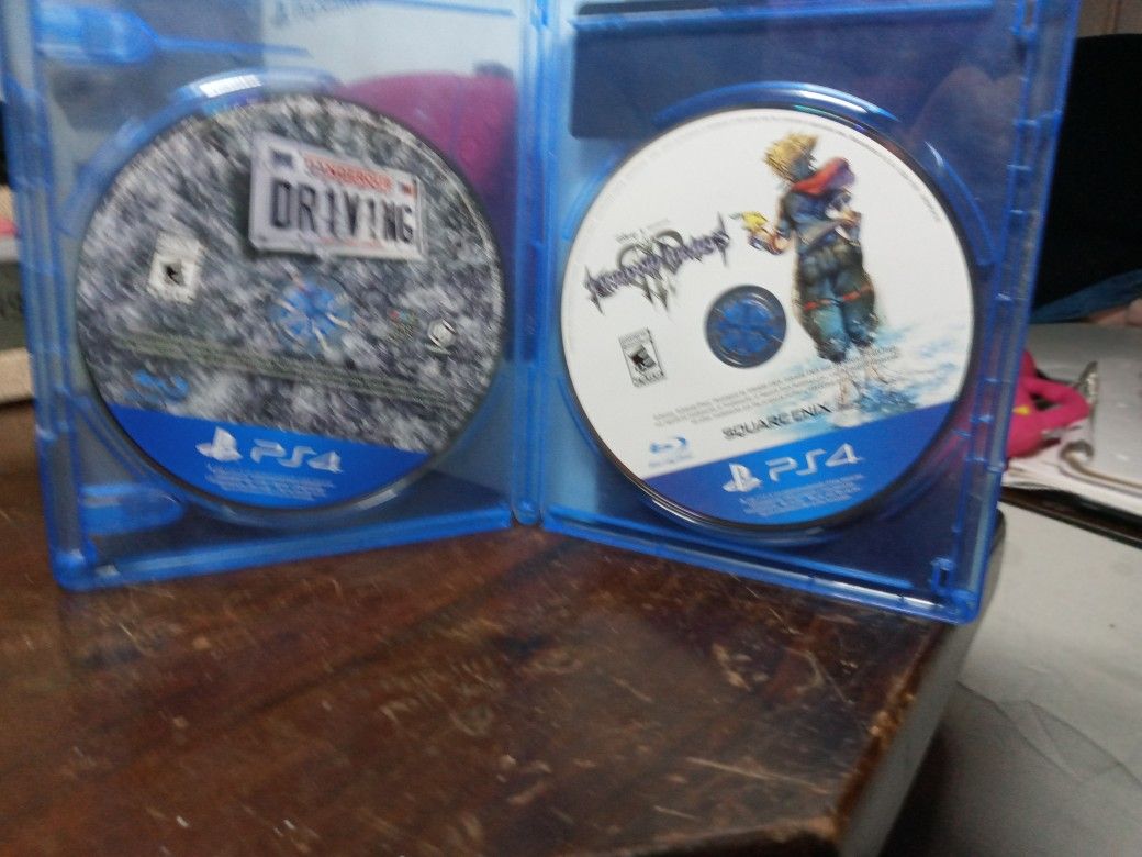 PS4 Game Lot (Dangerous Driving & Kingdom Hearts 3) Discs Only