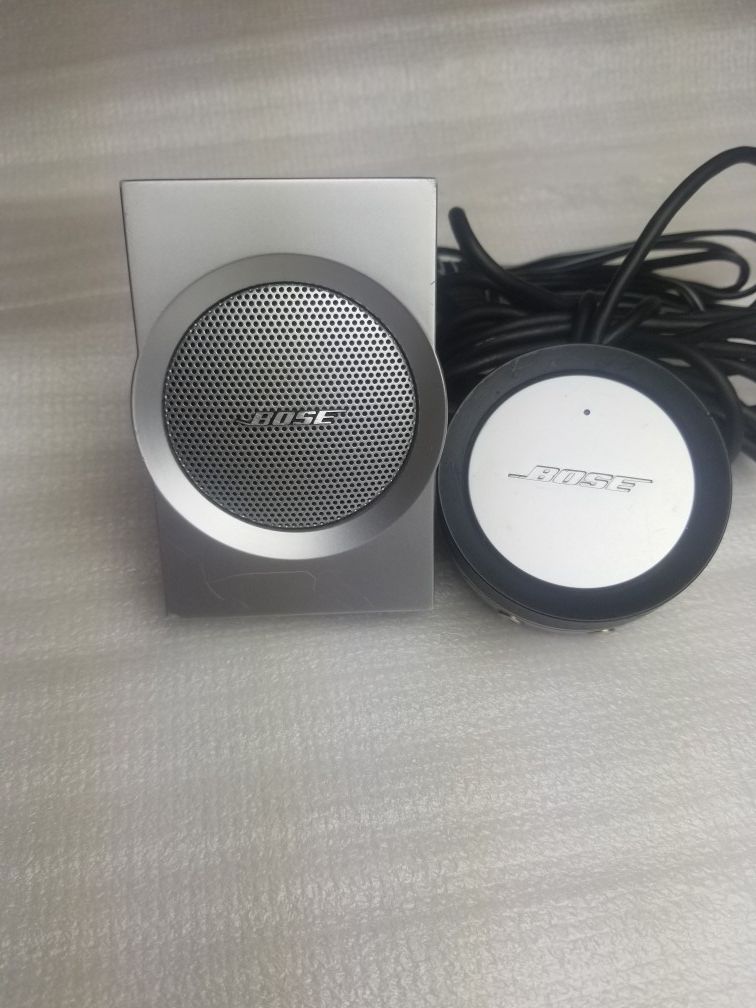 Bose Companion 3 Series I Or II Volume Control Pod 9 Pins Round Interface and just one speaker..tested