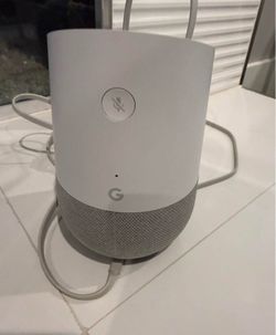Google Home Smart Speaker