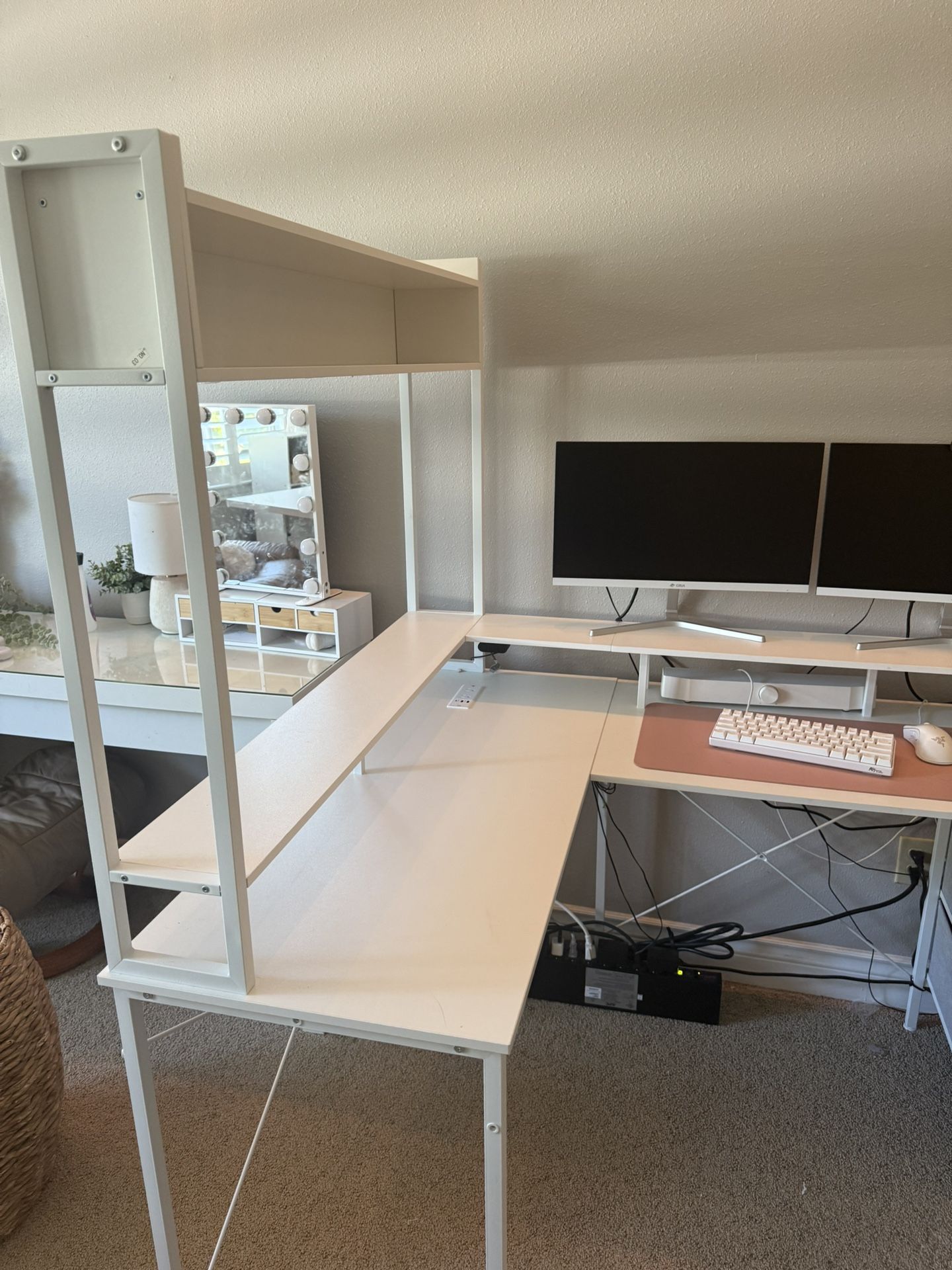 White L Desk With A Shelf