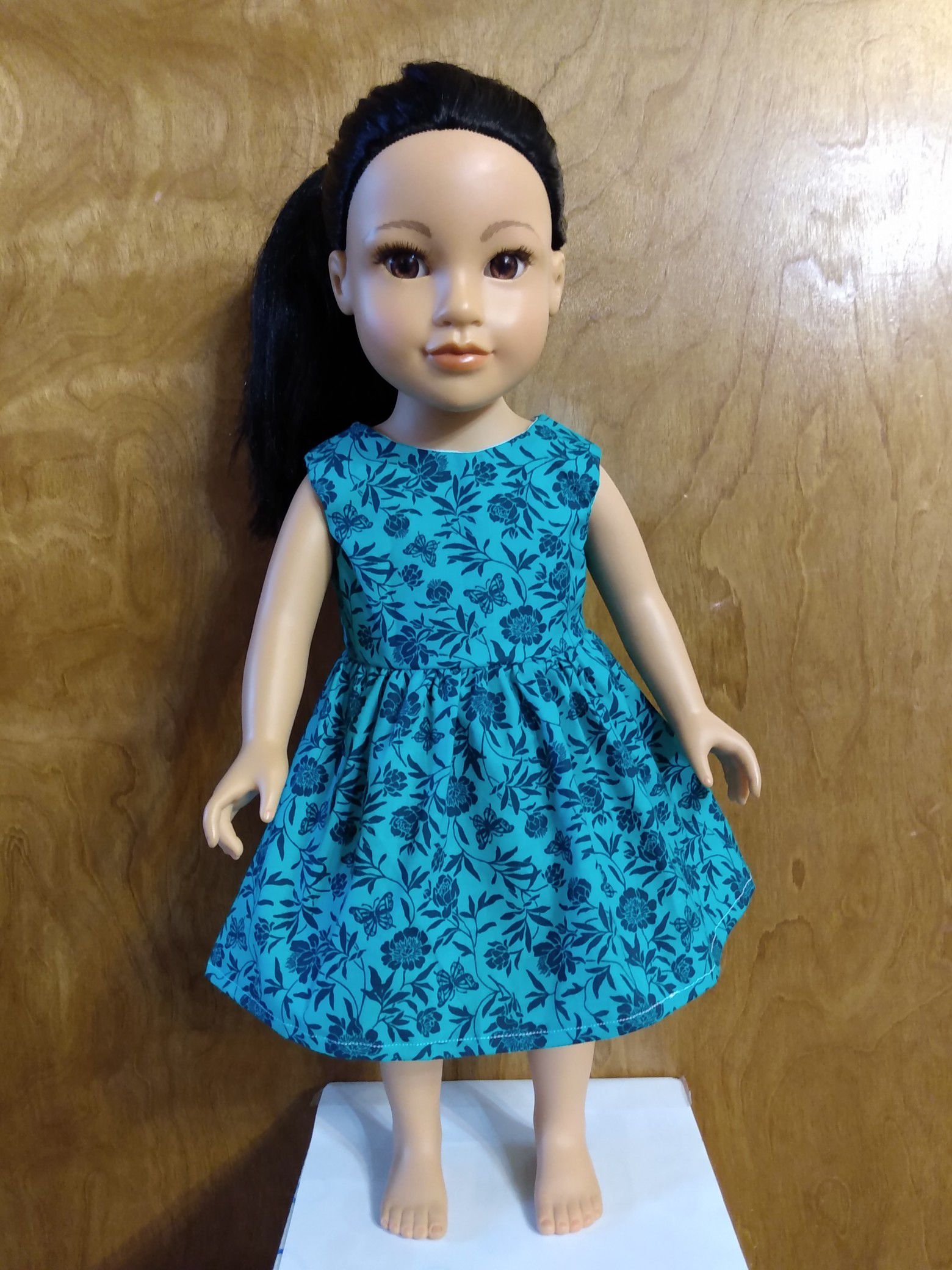 American Girl Or 18"inches doll dress made to fit 18 inches dolls