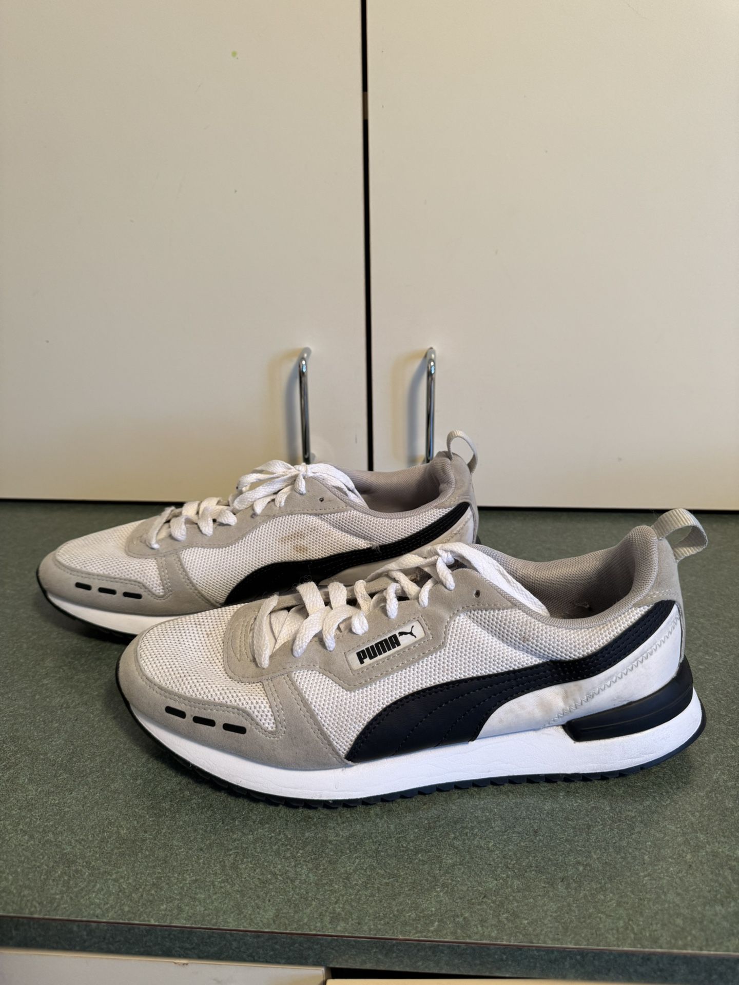 Puma Mens R78 373117-02 Grey/White Casual Shoes Sneakers Size 11.5