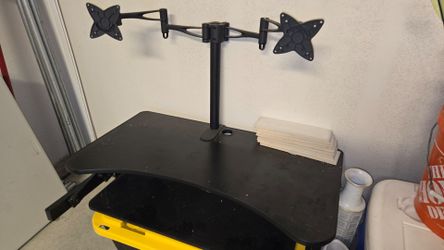 Standing Adjustable Desk