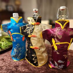 Hosting Gifts - bring a gift to the party, white elephant, Christmas, Hanukah