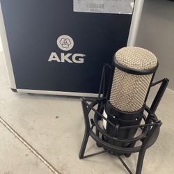 AKG P420 Studio Condenser Microphone 