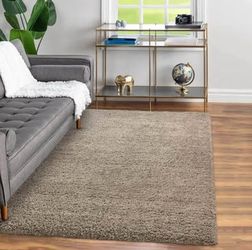7'10” x 10' Thomasville Marketplace Luxury Shag Rug Collection - Tan