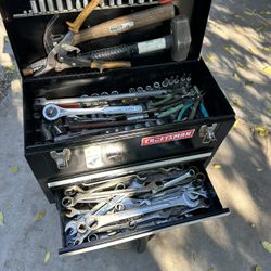Craftsman Tool Box With Tools 