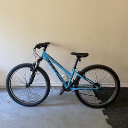 Women’s Trek 820 XS Frame Mountain Bike -