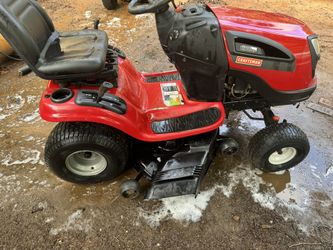 Craftsman Riding Lawnmower 