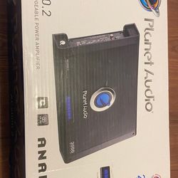 Planet Audio 2000 watt amp