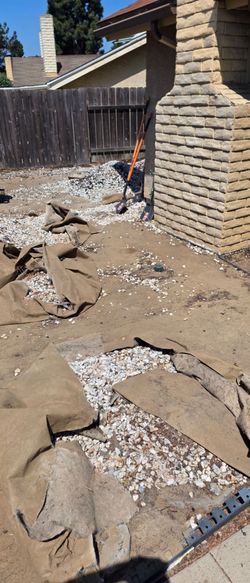 Free white gravel