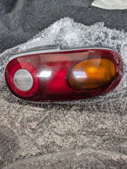 Mazda Miata NA from 1997 Drivers' Side Rear Tail light