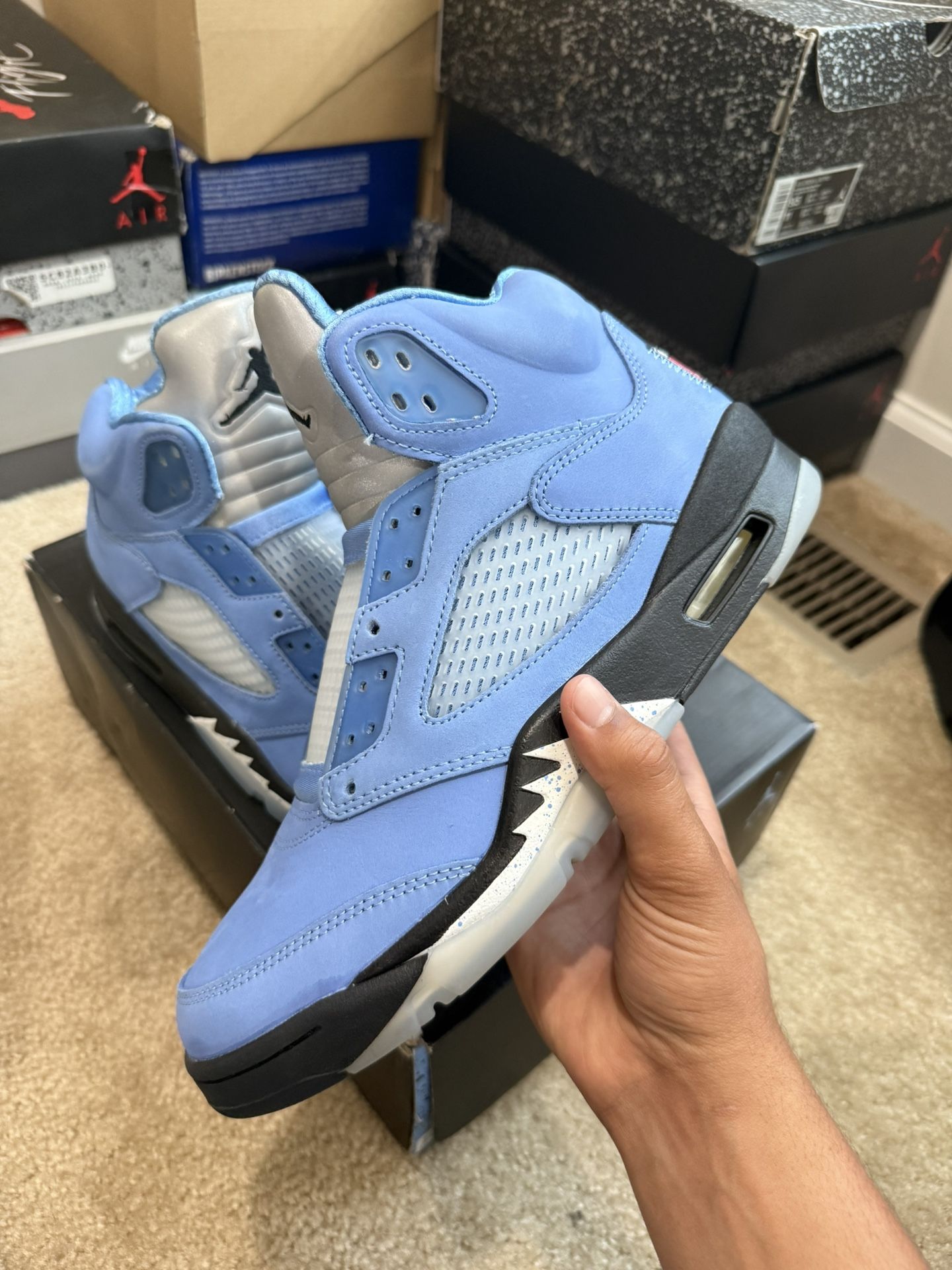 Vnds Jordan 5 Unc Size 9.5