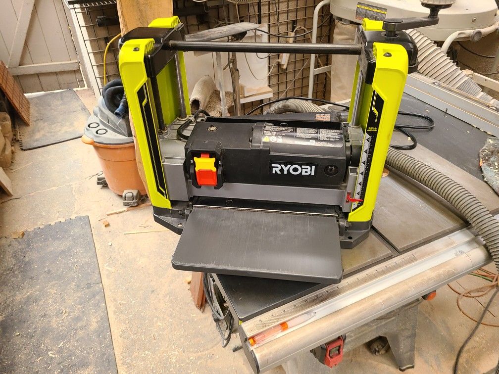 Ryobi Planer