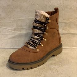 Style & Co Brown Furry Boots (size 7)
