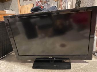 LG 47” TV