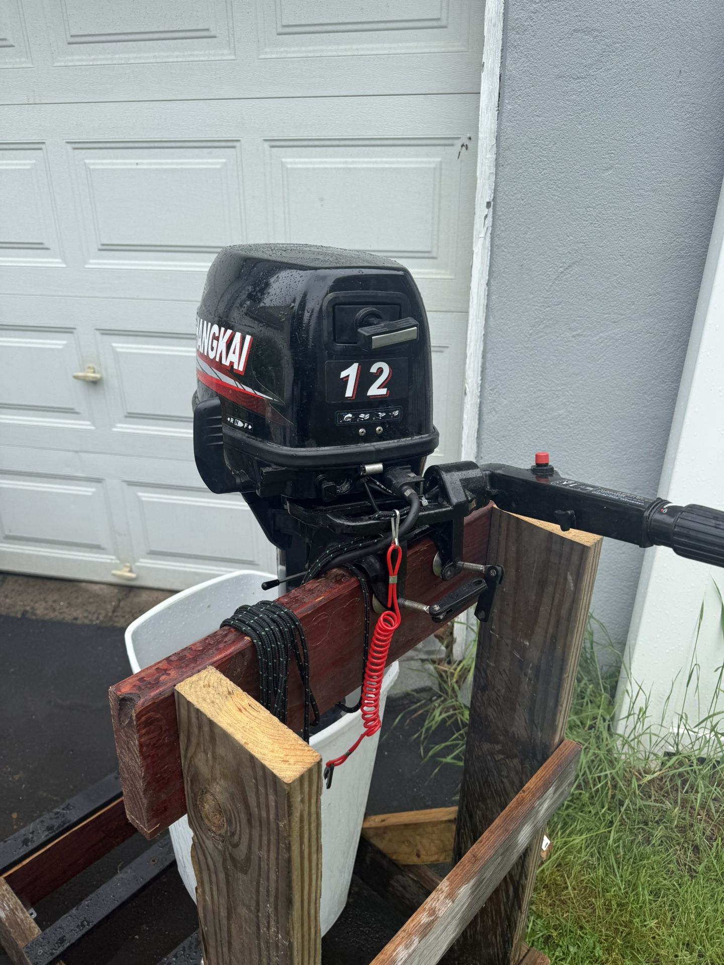 12 HO Hangkai Outboard Motor.