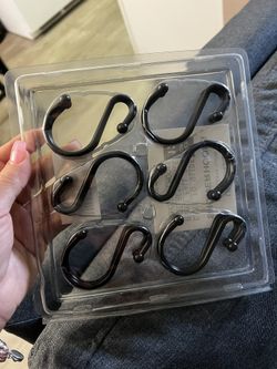 Black Metal Shower Hooks
