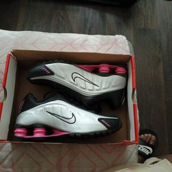 Women's Nike Shox 