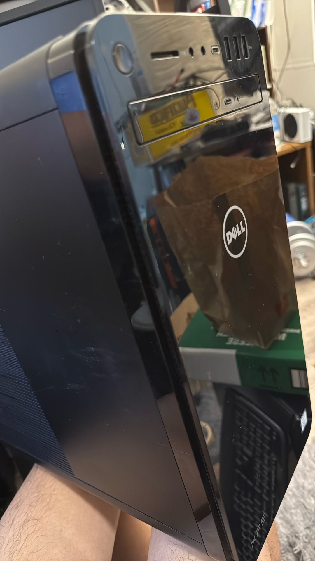 XPS gaming desktop 8930, 32gb ddr4 ram, intel i7 8700 cpu, Windows 11