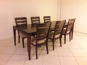 Classic Dark Brown Dining Room Set of 6