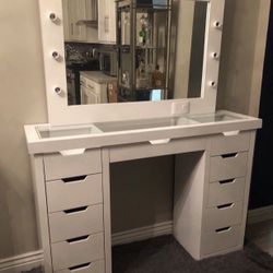 Vanity Set