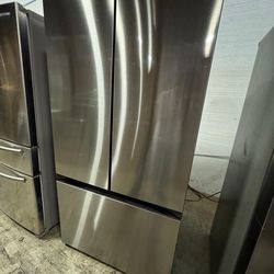 SAMSUMG FRIDGE FRENCH DOOR WITH SHOW CASE