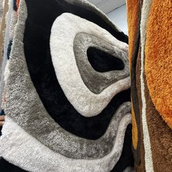 ✨ RUG SALE ALERT! ✨🧸