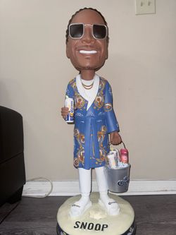 Snoop Dogg Corona Promotional Bobble Head 43”
