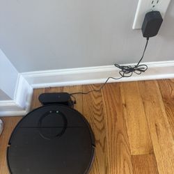 Robot Vacuum Works Good 
