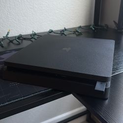 PS4 with controller & wireless headset