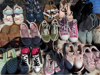 Girl shoes size 12