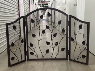 Fire place screen